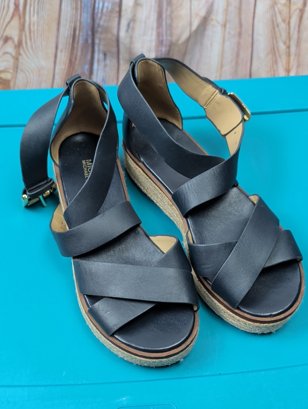 Michael Kors Leather Platform Sandals Size 6.5 Like New